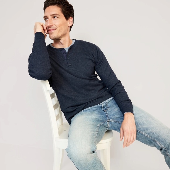 NWT OLD NAVY Waffle-Knit Henley T-Shirt Color: In The Navy - Picture 3 of 5